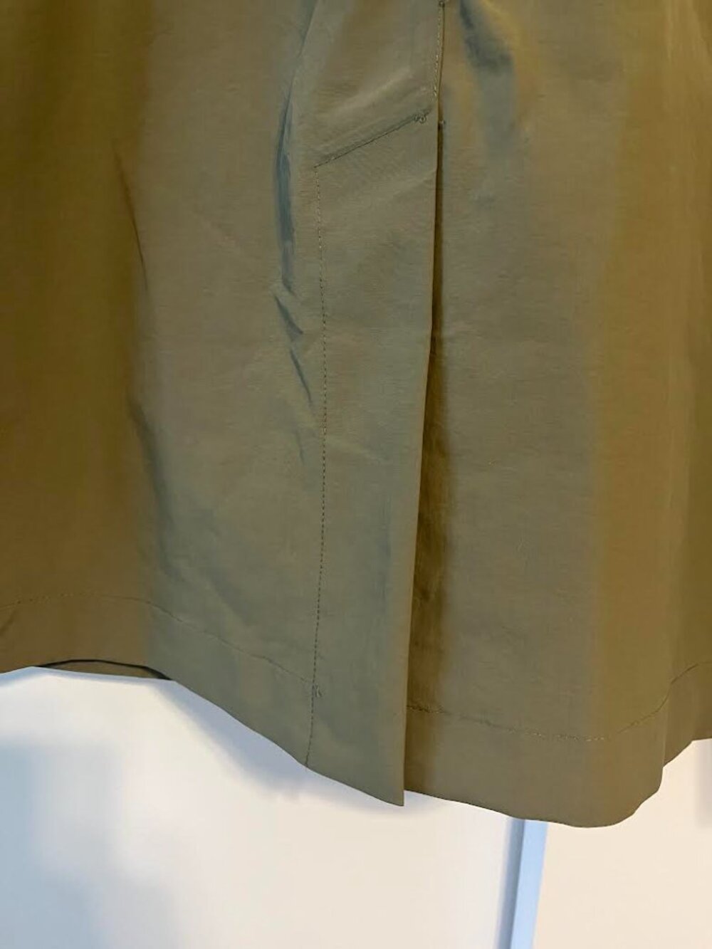 J. Crew Women's Perfect Raincoat (Olive, Size Medium) - Picture 4 of 11